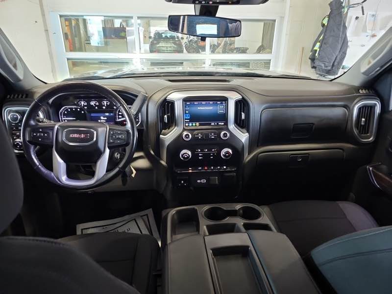 
								2022 GMC sierra 1500 crew cab full									