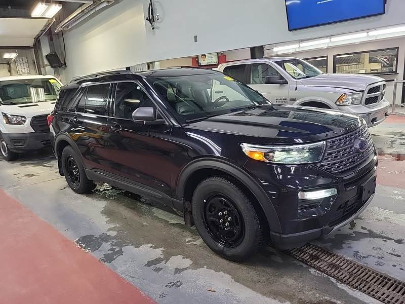 
								2021 Ford explorer full									