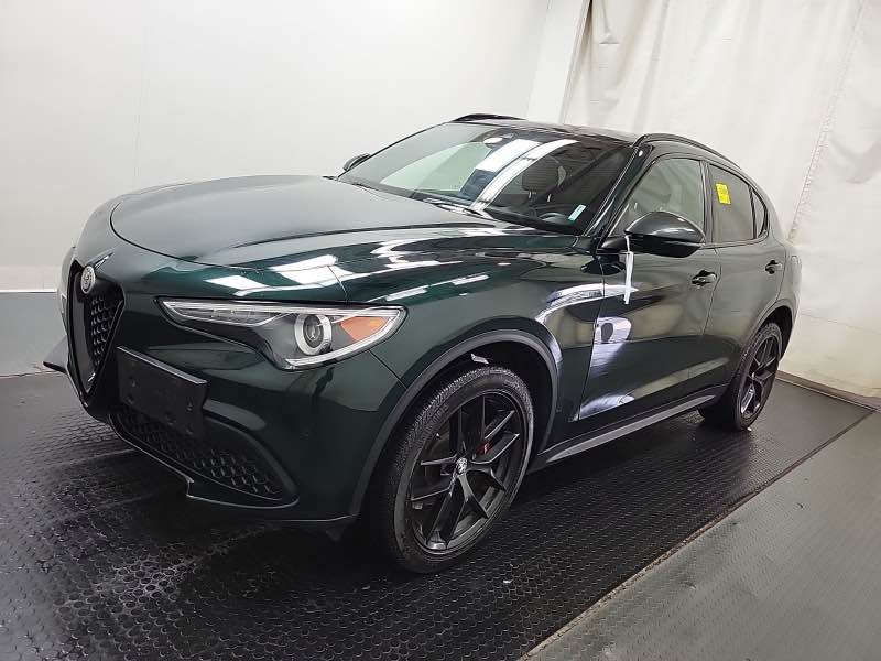 
								2019 Alfa Romeo Stelvio full									