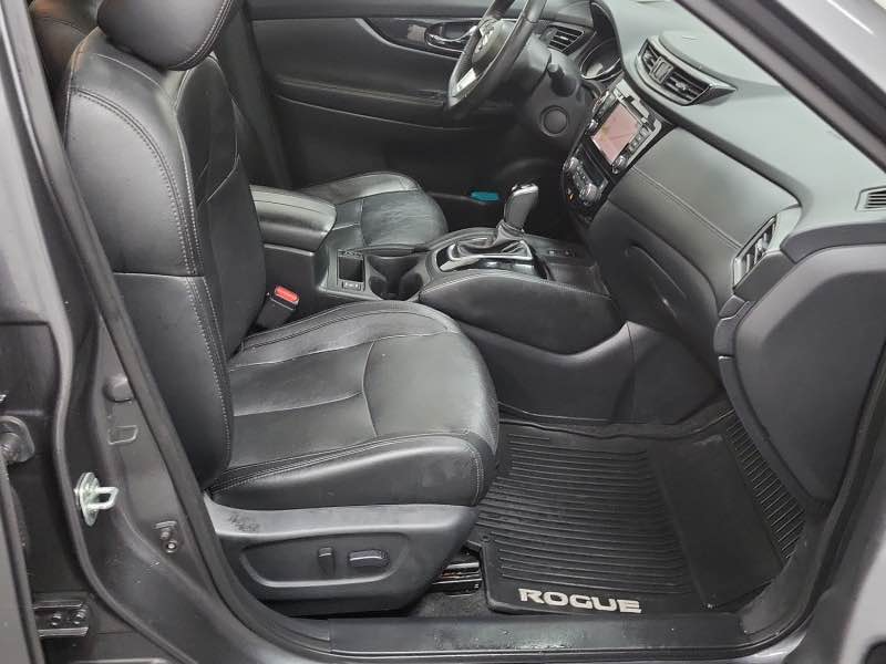 
								2019 Nissan Rogue full									