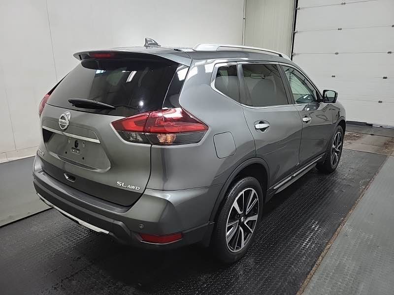 
								2019 Nissan Rogue full									