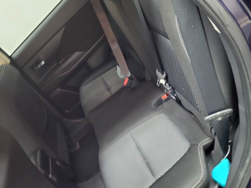 
								2018 Mitsubishi outlander full									