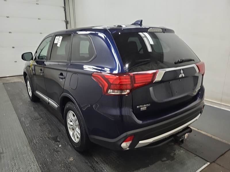 
								2018 Mitsubishi outlander full									